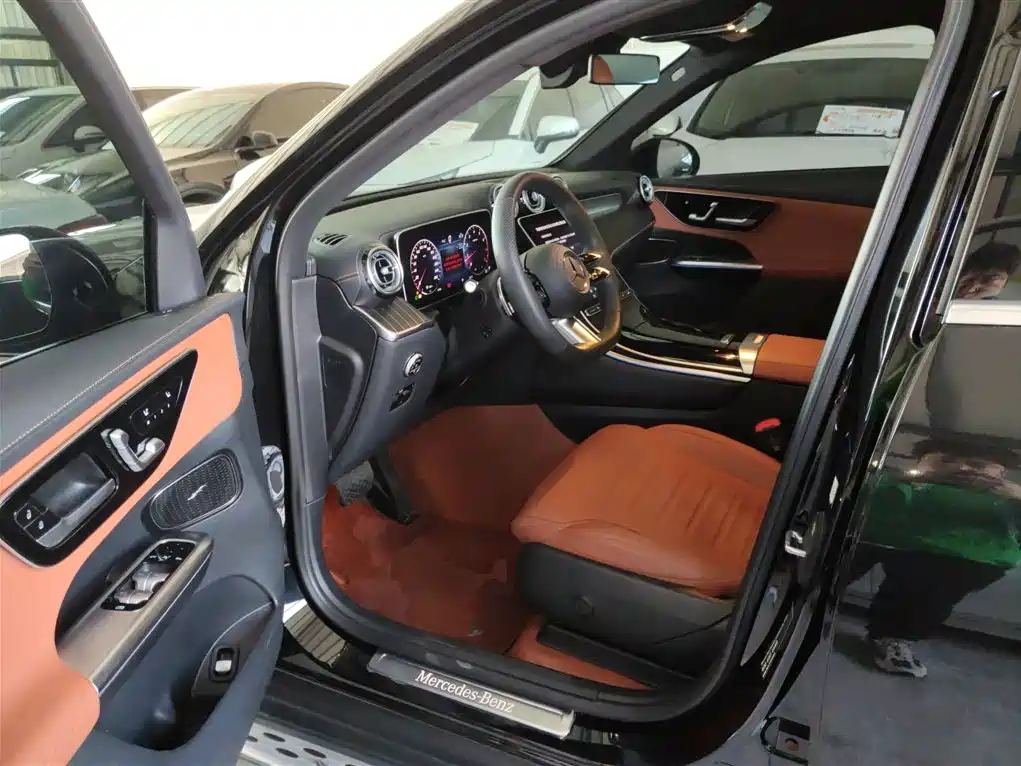 Mercedes-Benz GLC 2024 Facelift GLC 300 L 4MATIC Sport 5-seater фото 12