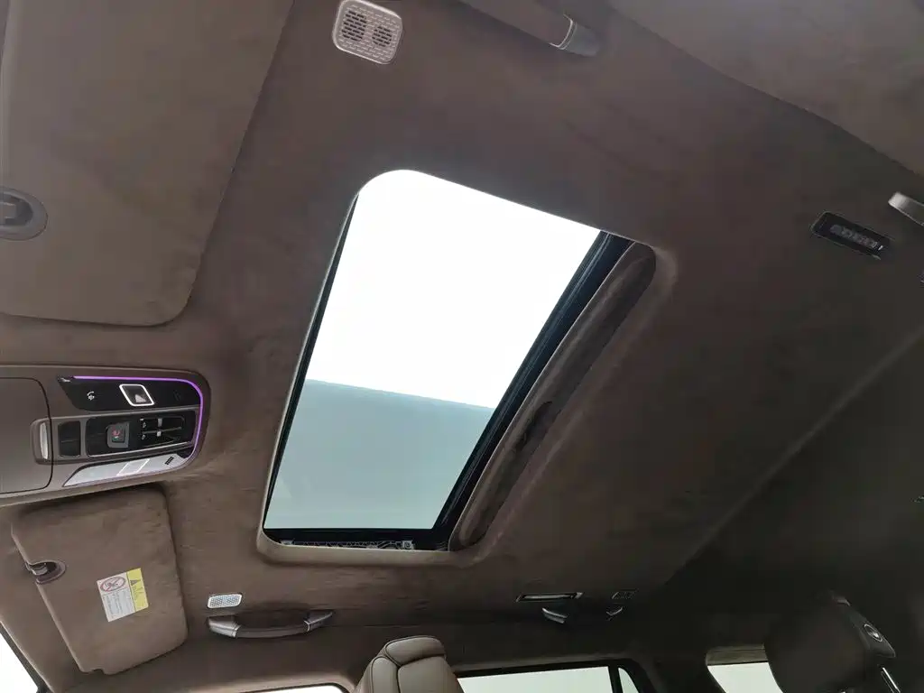 TANK TANK 700 NEW ENERGY