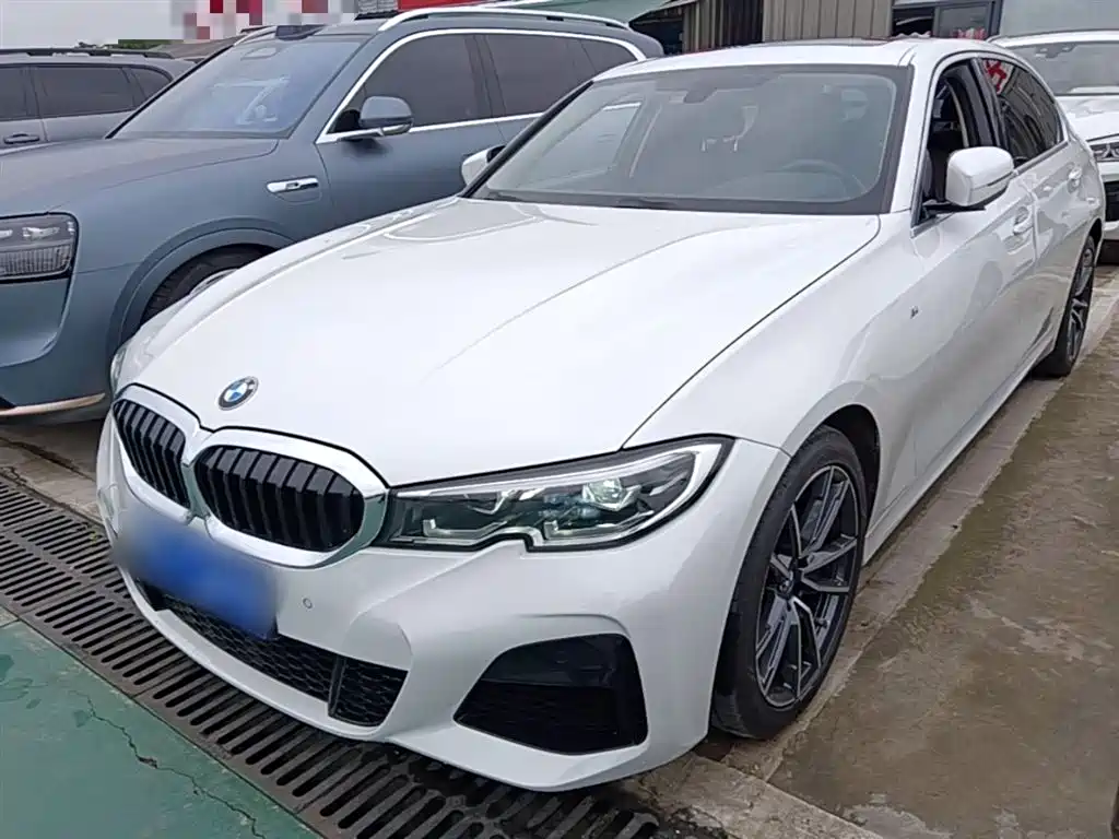 BMW 3-SERIES