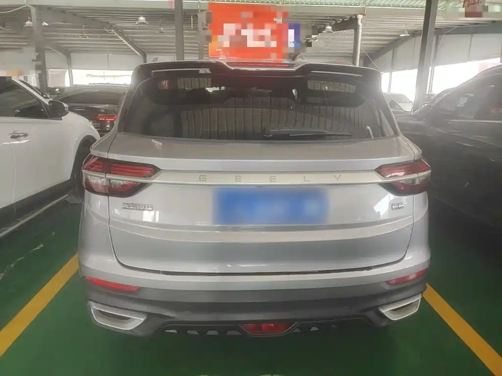 Фото 6 - Geely Coolray