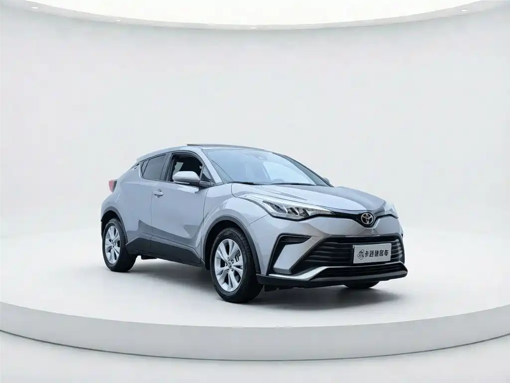 Toyota IZOA 2021 2.0L Yixing Edition фото 3