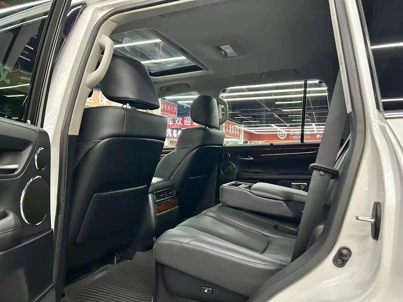 Lexus LX 2023 2019 570 Prestige Luxury Edition