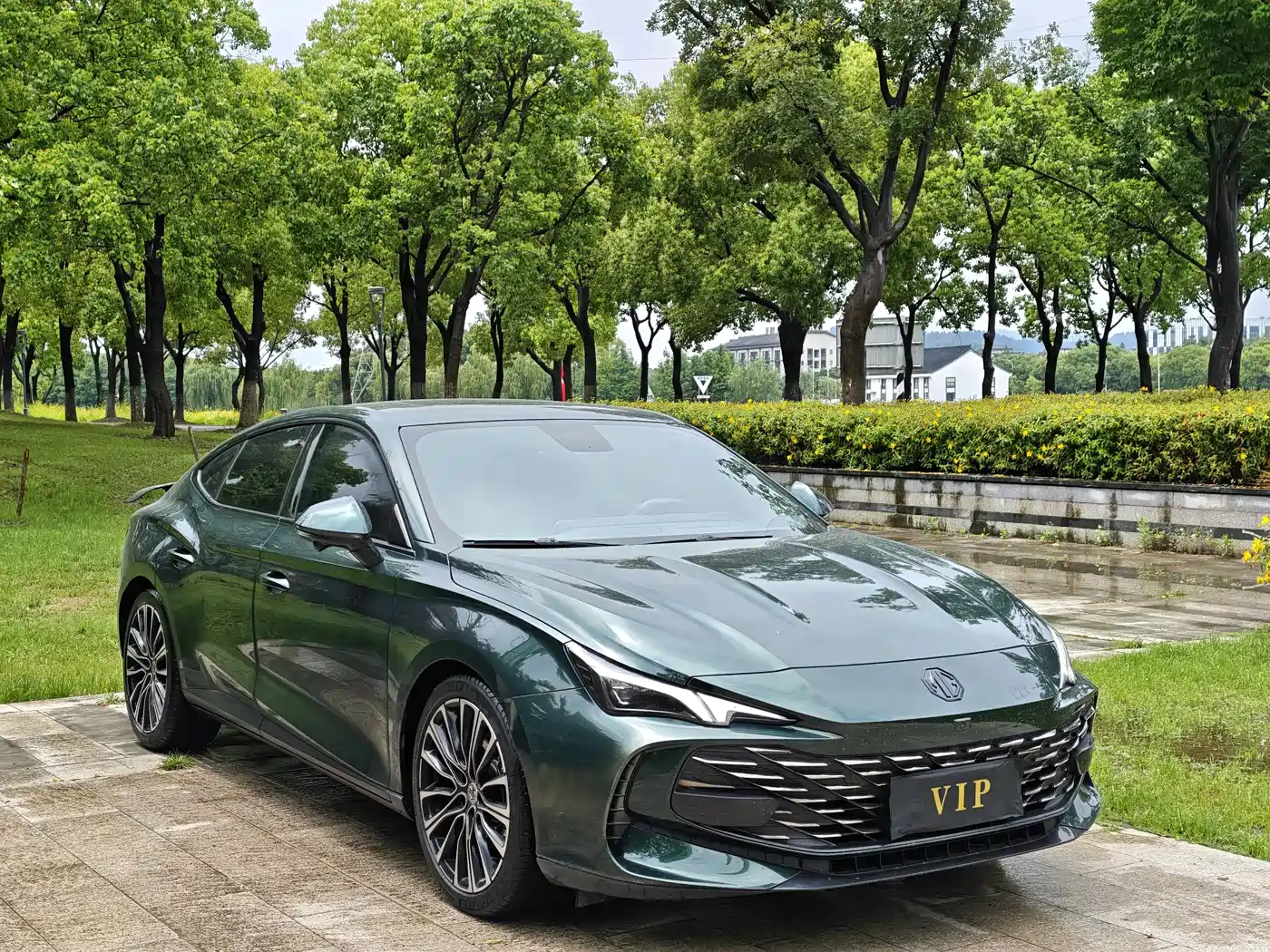 MG MG7