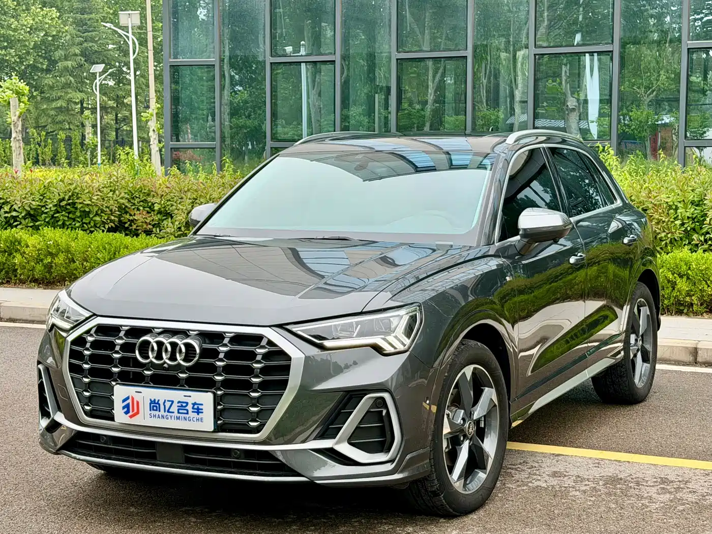 Audi Q3 2023 35 TFSI Fashion Dynamic (1.4T)