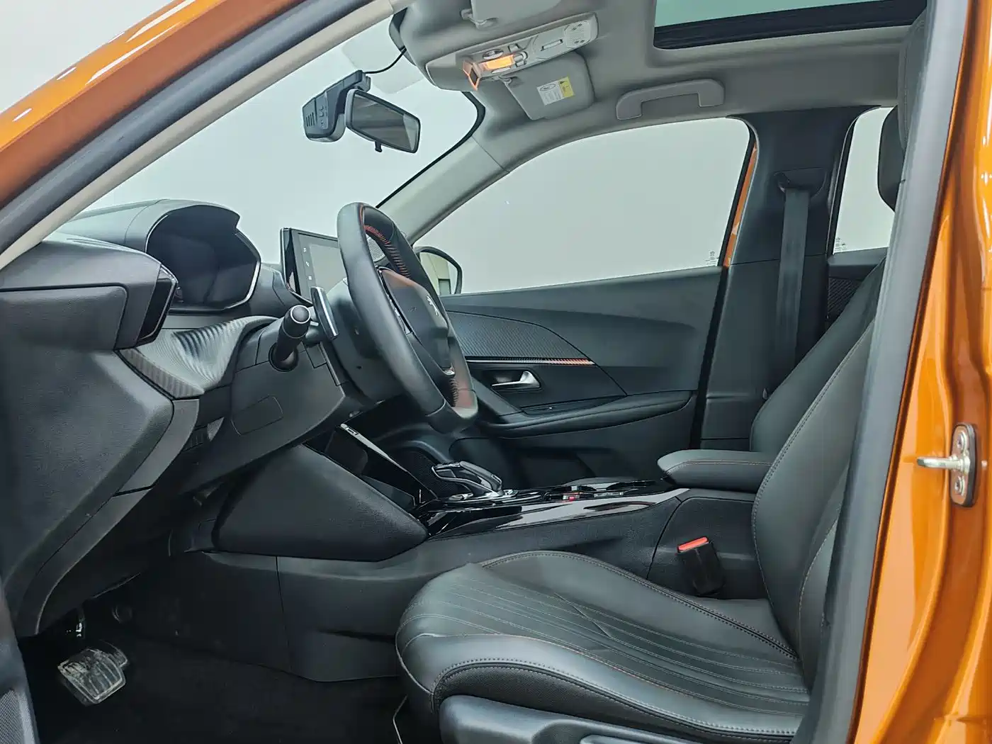Peugeot 2008 2022 230THP THE ONE фото 7