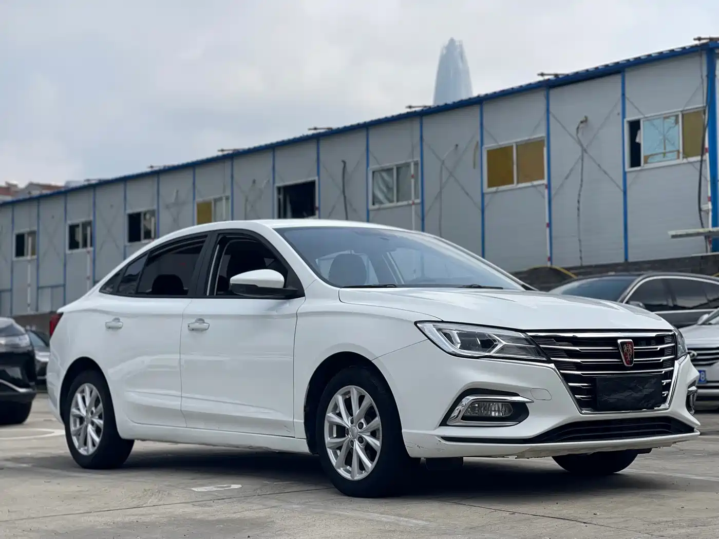 Roewe i5 2019 2019 1.5L Automatic 4G Connected LingHao Version