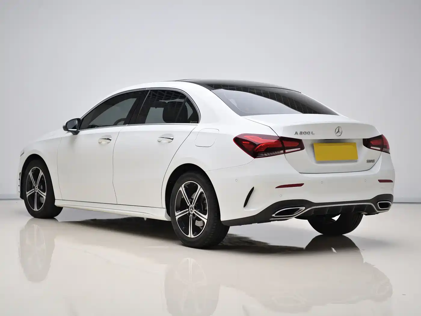 Mercedes-Benz A-Class 2022 Facelift III A 200 L Sport Sedan Fashion фото 4