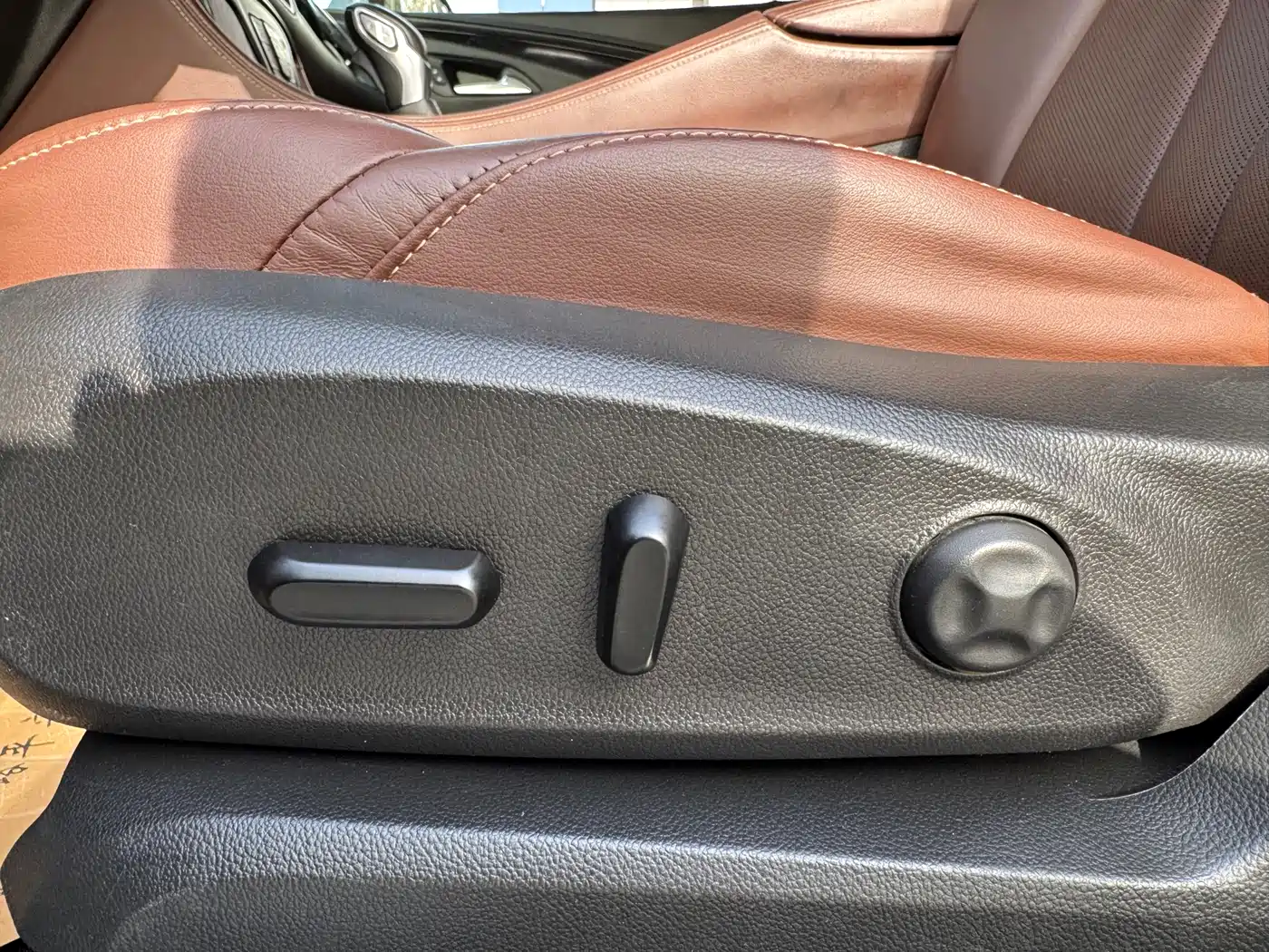 Buick Envision Plus 2019 28T AWD Luxury Model China VI фото 16