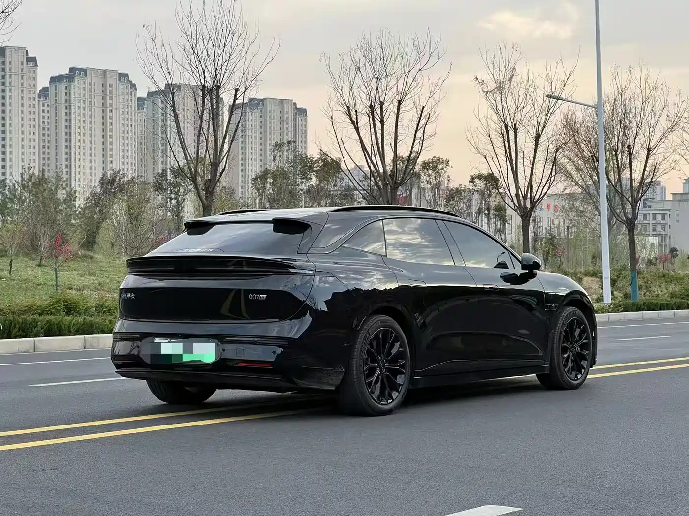 ZEEKR EXTREME KRYPTON 007GT