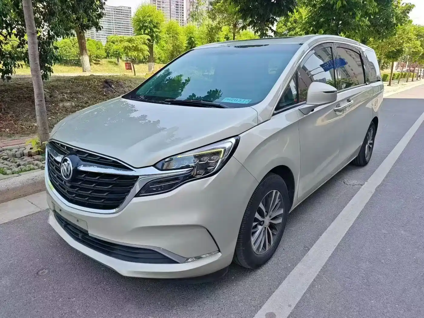 Buick GL8
