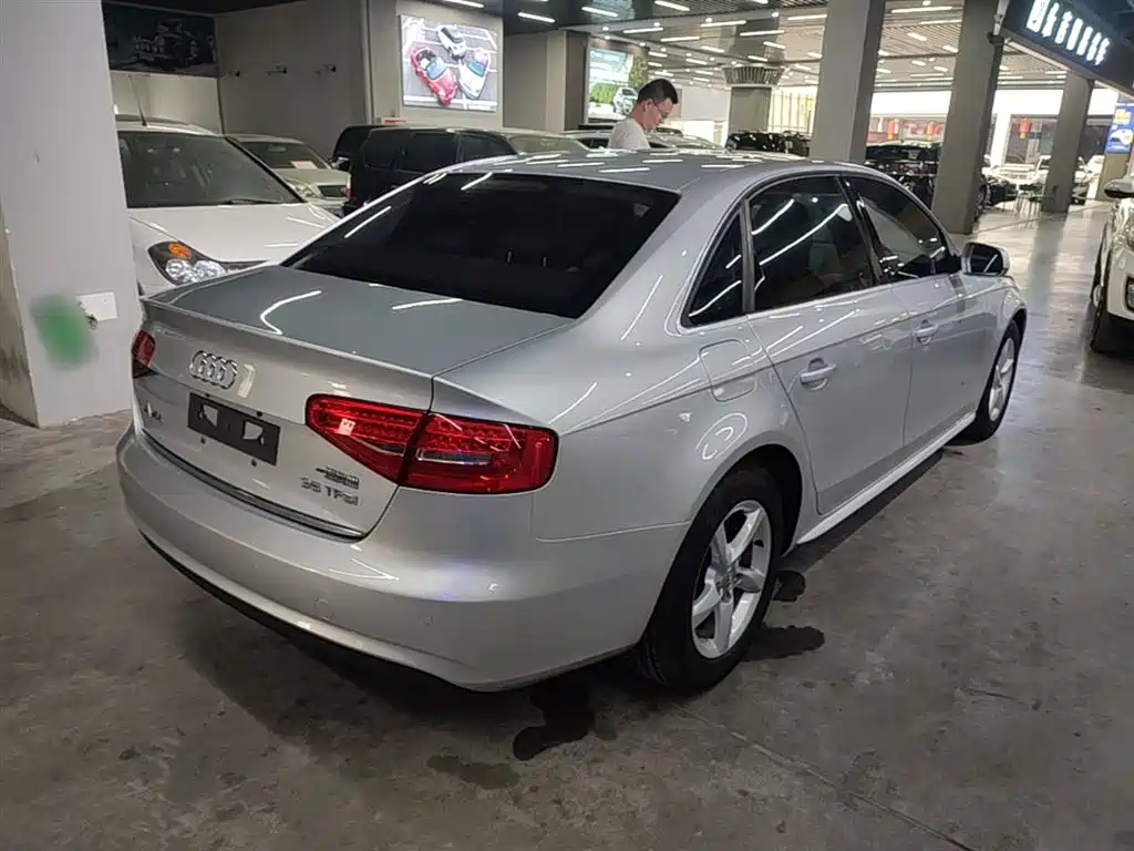 Audi A4L 2015 35 TFSI Auto Standard фото 7