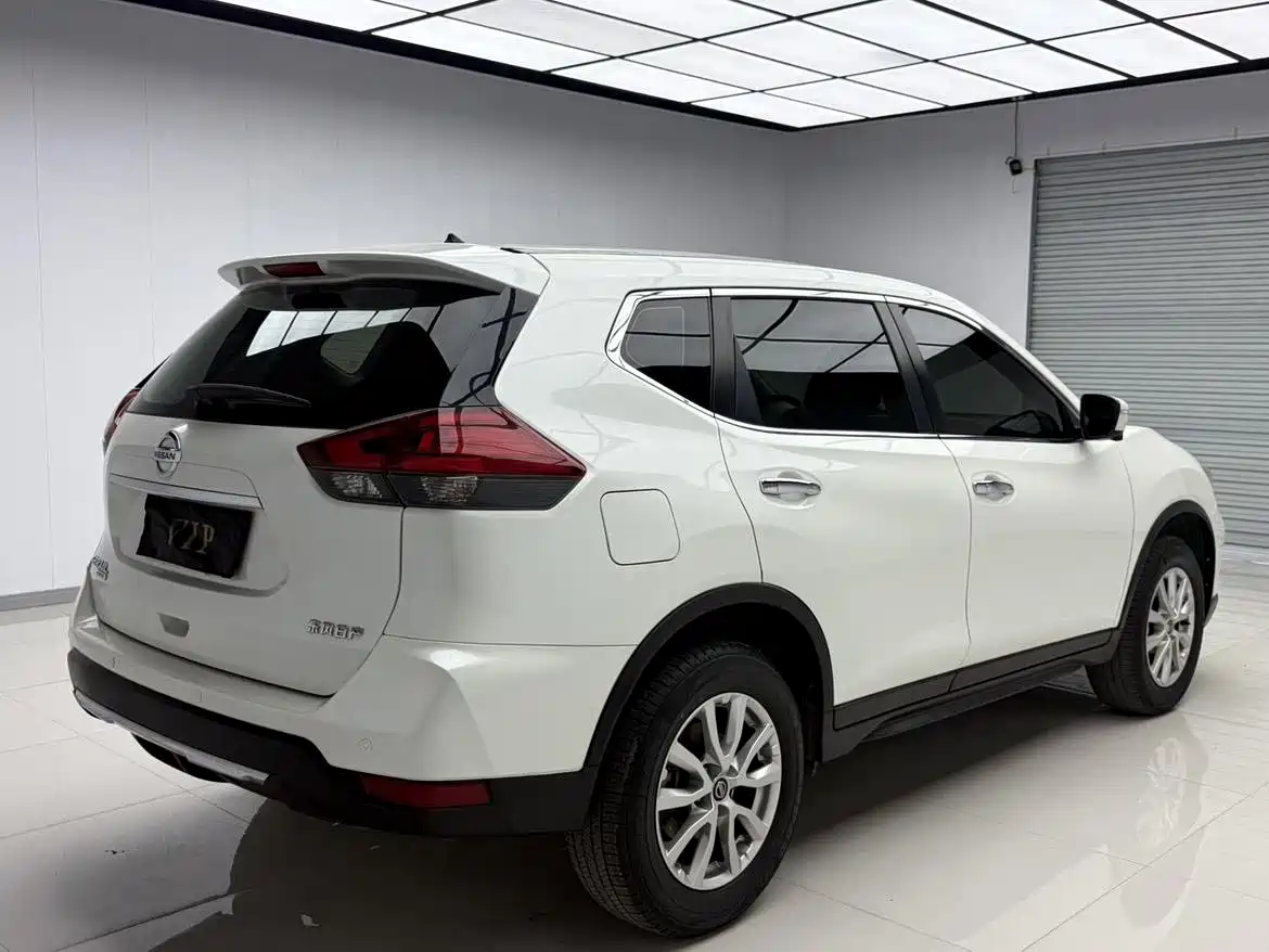 Фото 4 - Nissan X-Trail