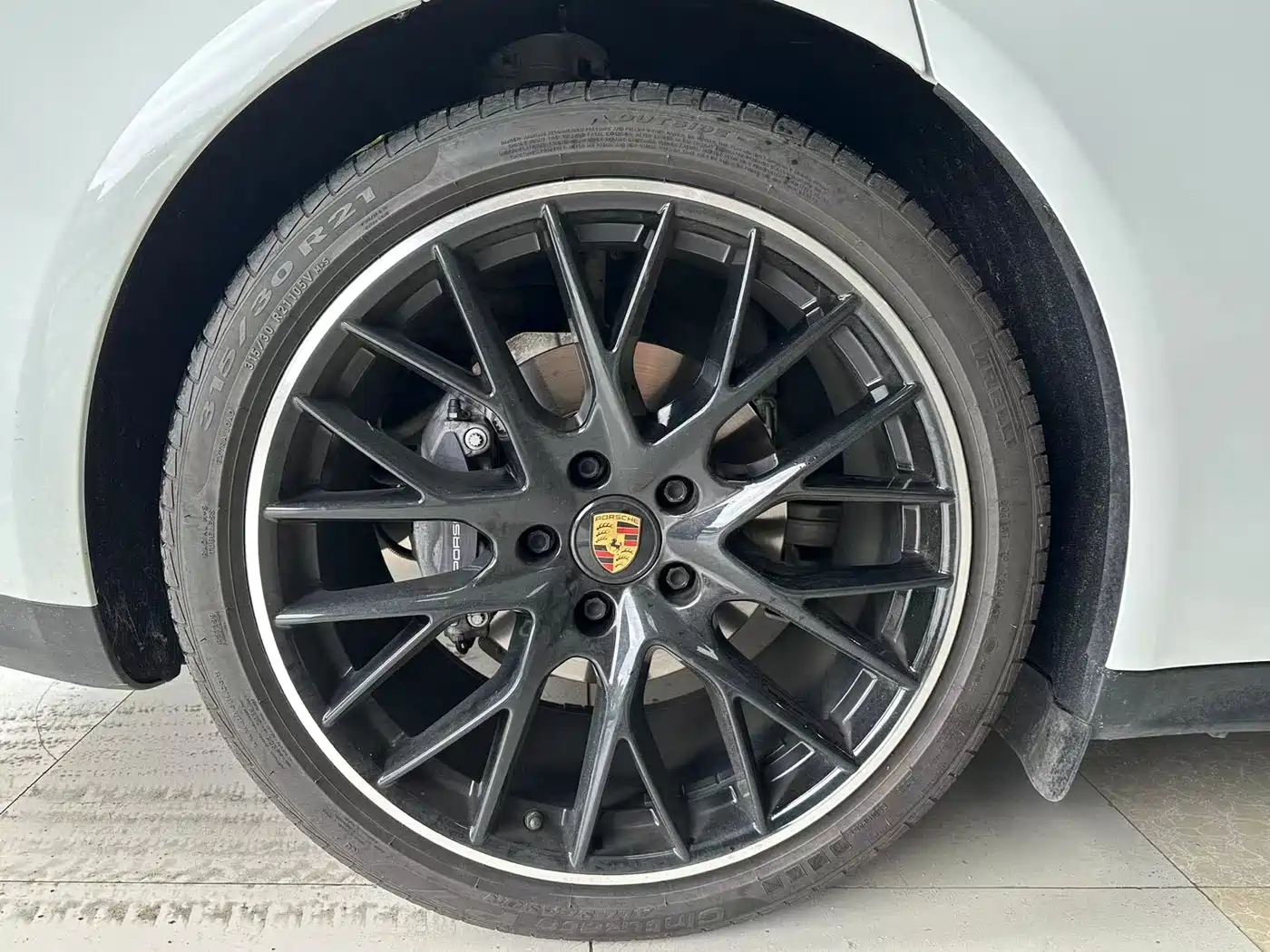 Porsche Panamera 2022 Panamera 2.9T Platinum Edition фото 7