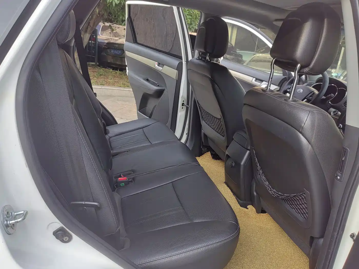 Kia Sorento 2012 2.2T Diesel Luxury Edition фото 8