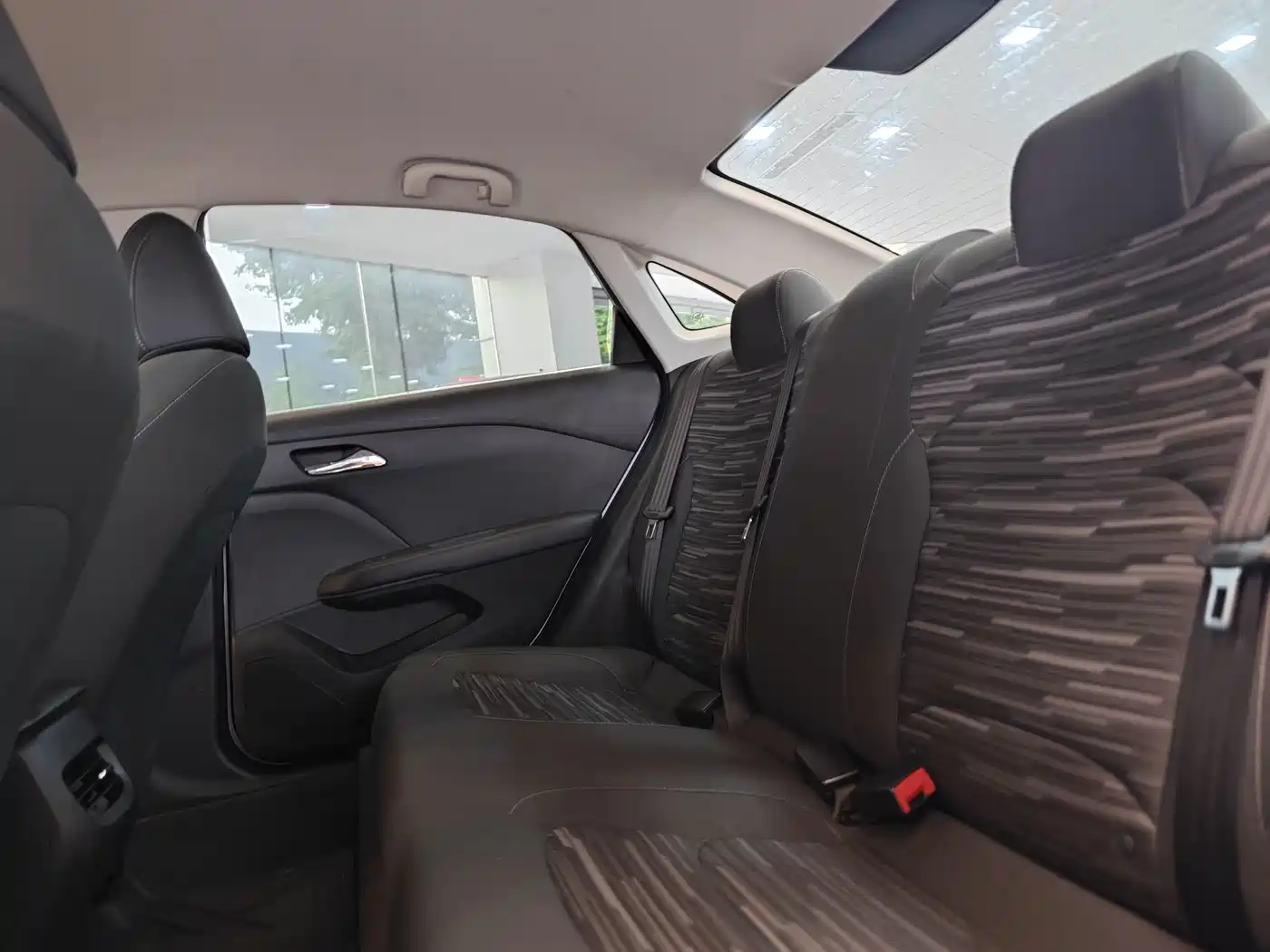 Chevrolet Monza 2023 1.5L DCT Enjoyment Edition фото 23