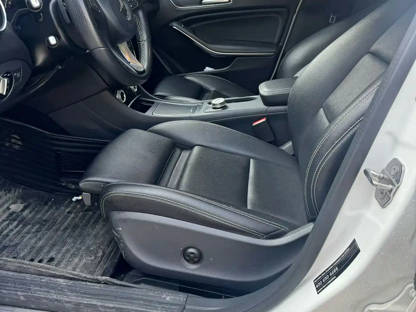 Mercedes-Benz GLA 2018 GLA 200 Dynamic фото 6