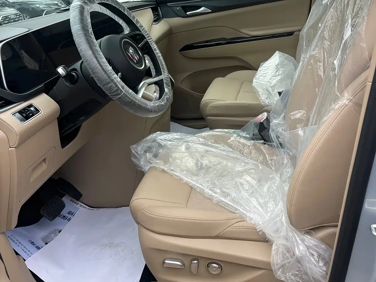Buick GL8 New Energy 2025 Land Honor Premium Edition 7-Seater фото 4