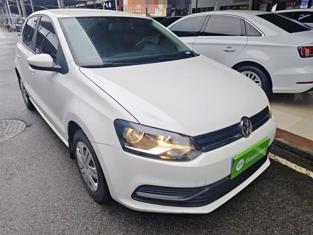 Volkswagen Polo 2016 1.4L Automatic Trend фото 4