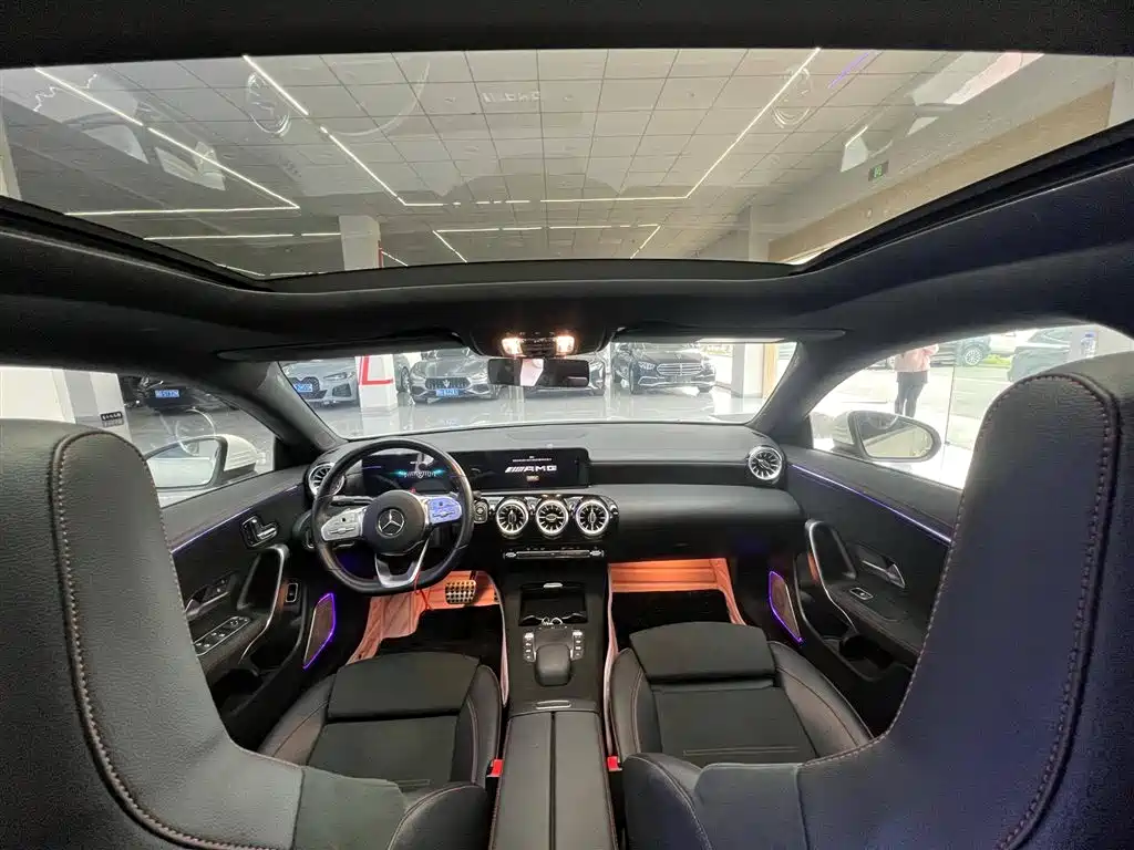 Mercedes-Benz CLA (Import) 2021 CLA 200 фото 7