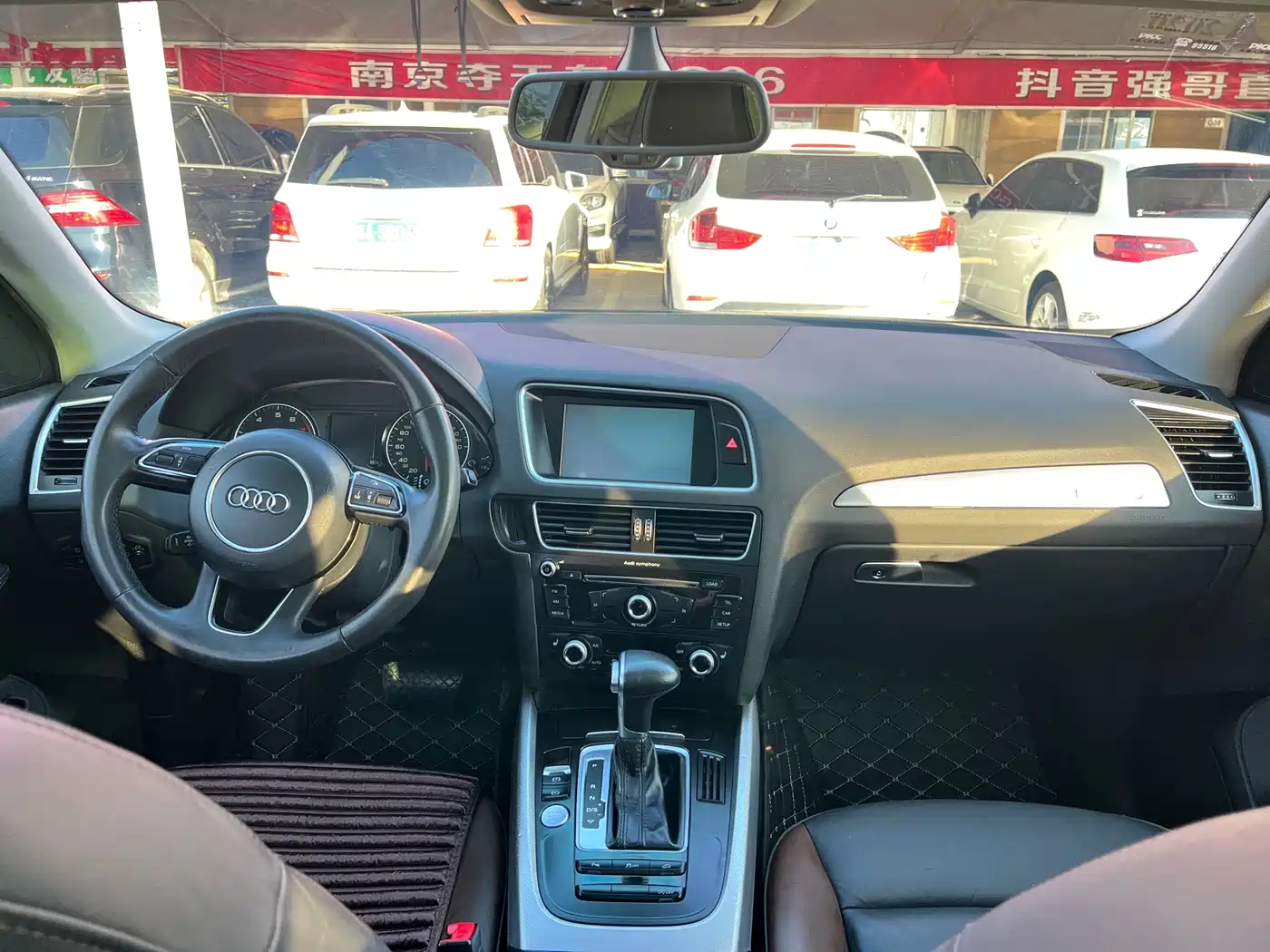 Audi Q5 2018 Collector's Edition 40 TFSI Technology фото 16