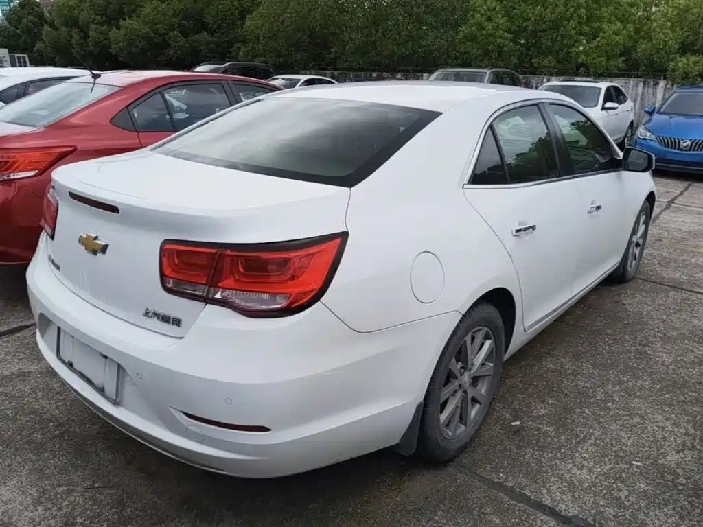 Chevrolet Malibu 2017 1.5T Automatic Luxury Edition фото 7