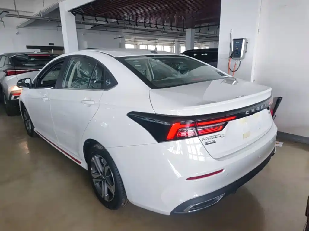 Photo 5 - Chery Arrizo 5 PLUS