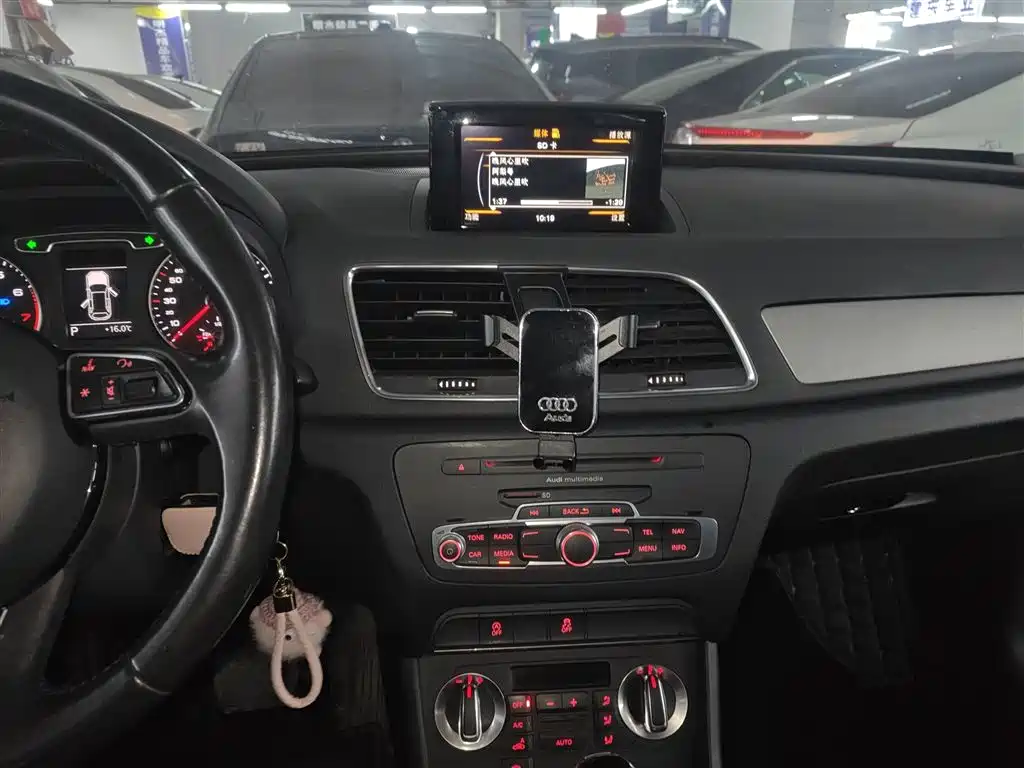 Audi Q3 2015 35 TFSI Progressive фото 9