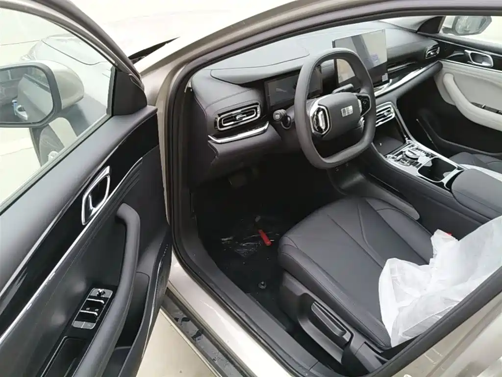 Geely Galaxy Galaxy Stellar 6 2025 125km Long Voyage Edition фото 16