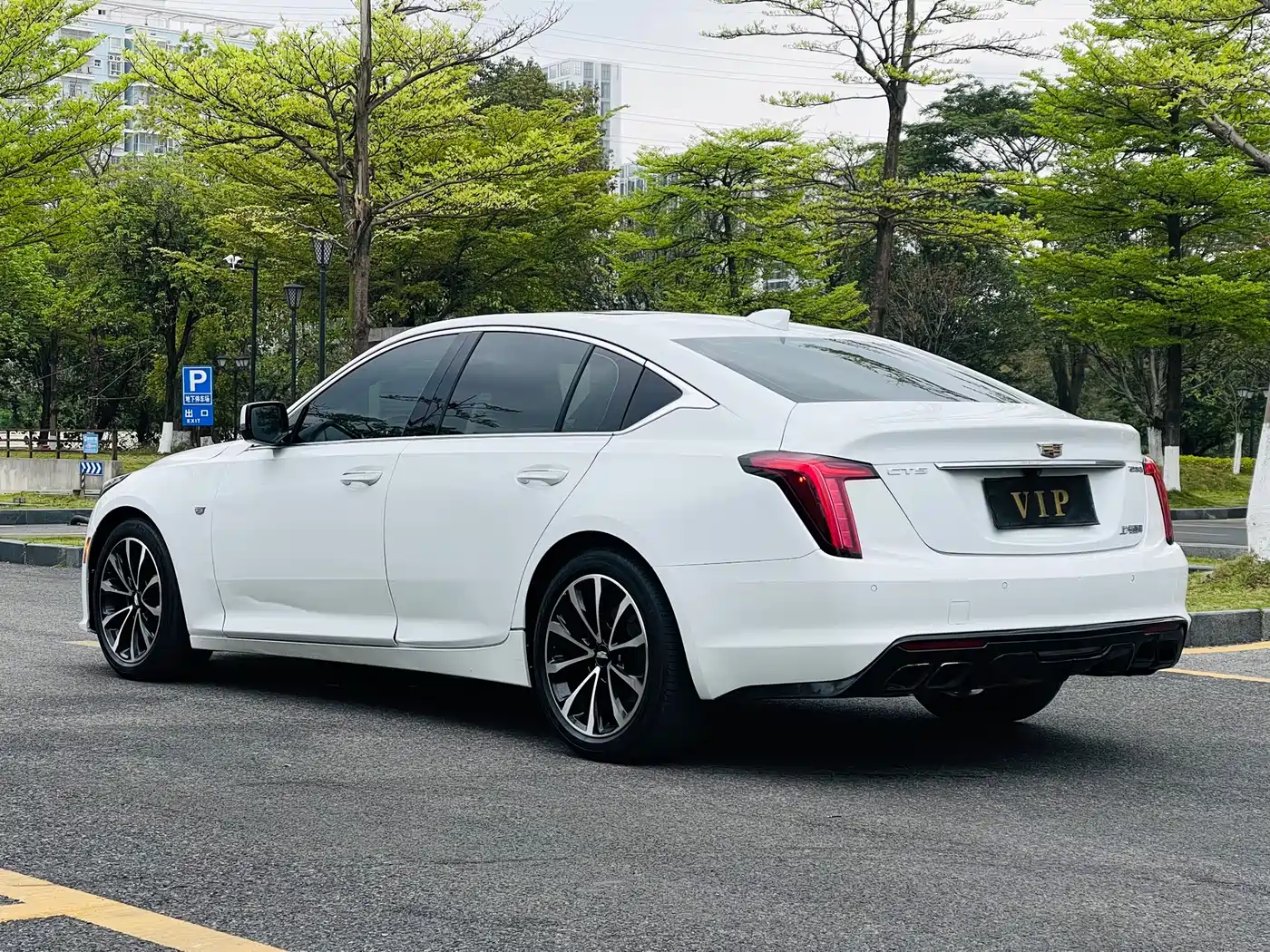 CADILLAC CT5