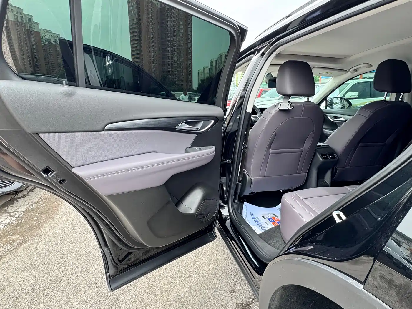 Buick Envision Plus 2025 Enclave Plus 28T 2WD Platinum Edition фото 7