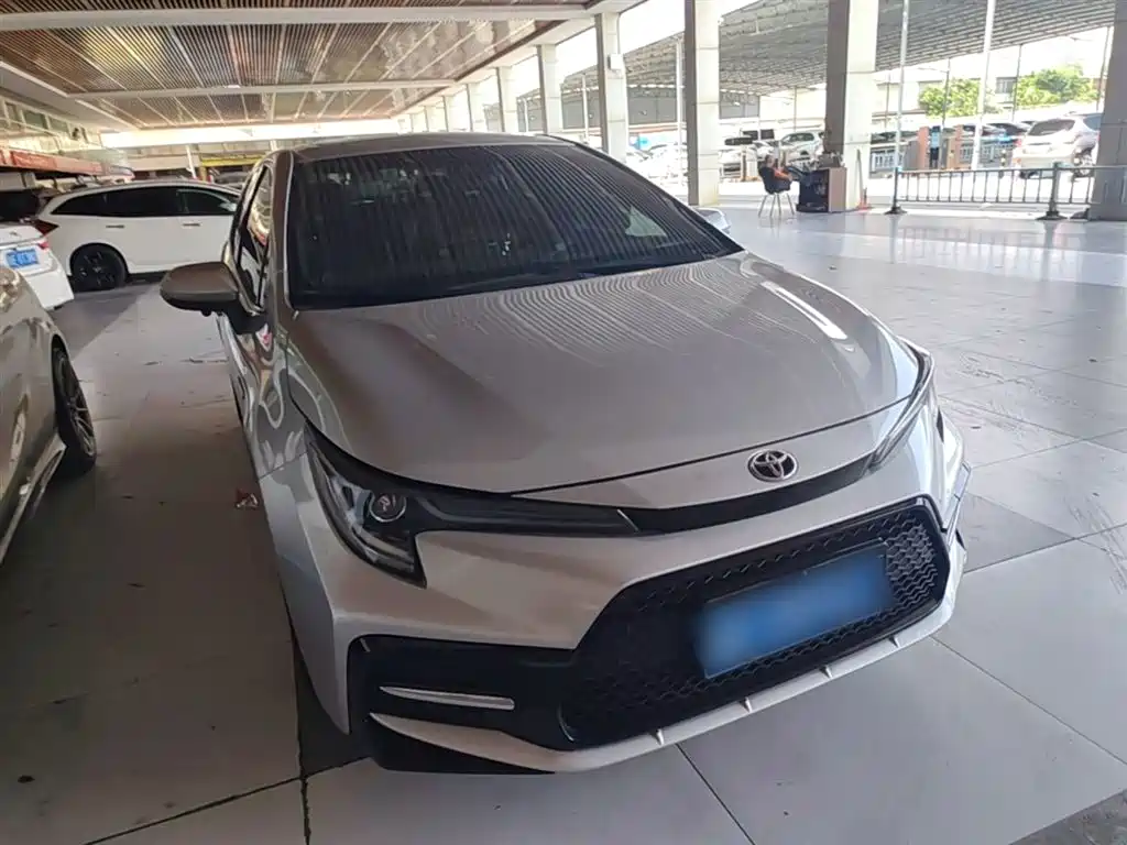 Toyota Levin 2021 Dual Engine 1.8H E-CVT Sport фото 4