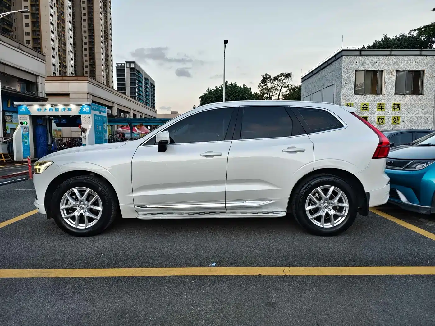Фото 9 - Volvo XC60