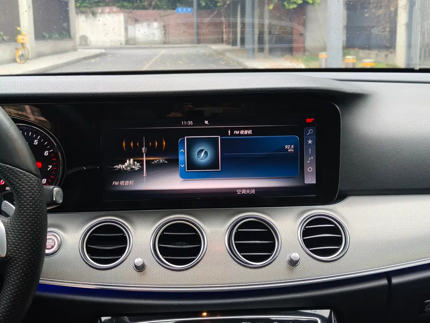 Mercedes-Benz E-Class 2017 E 200 Sport фото 20