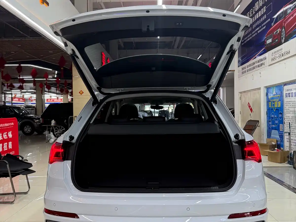 Audi Q3 2023 35 TFSI Fashion Dynamic (1.4T) фото 9