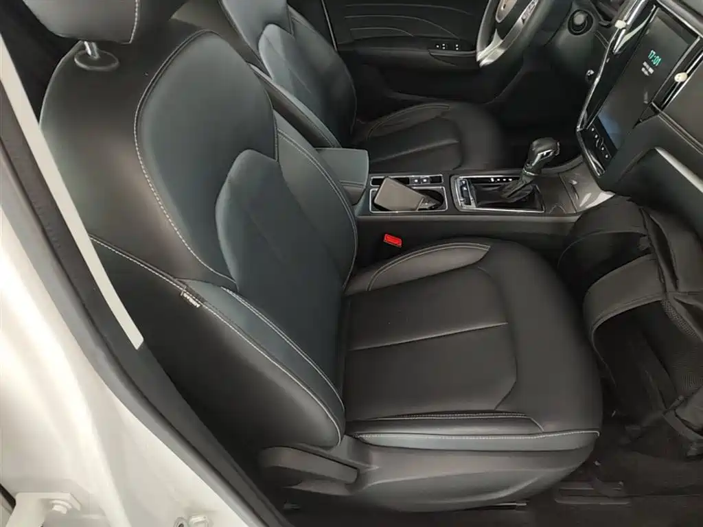Roewe i6 2020 2020 PLUS 1.6L CVT 4G Connected Glory Flagship Edition