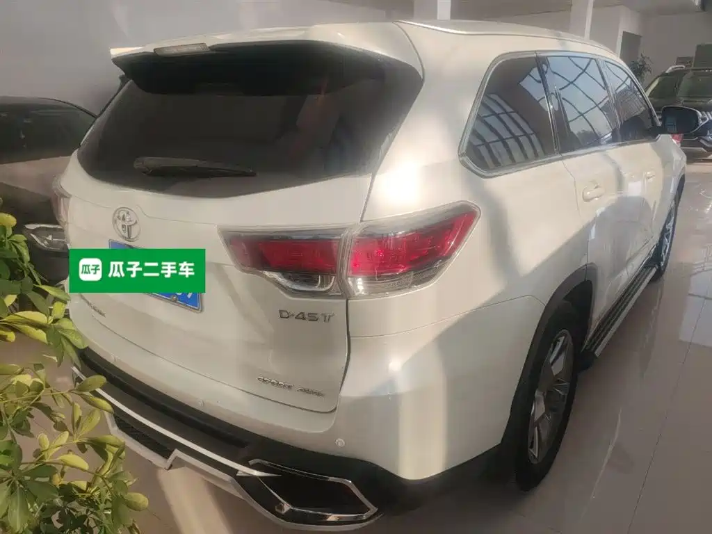 Toyota Highlander 2017 2.0T 4WD Premium 7-Seater фото 6
