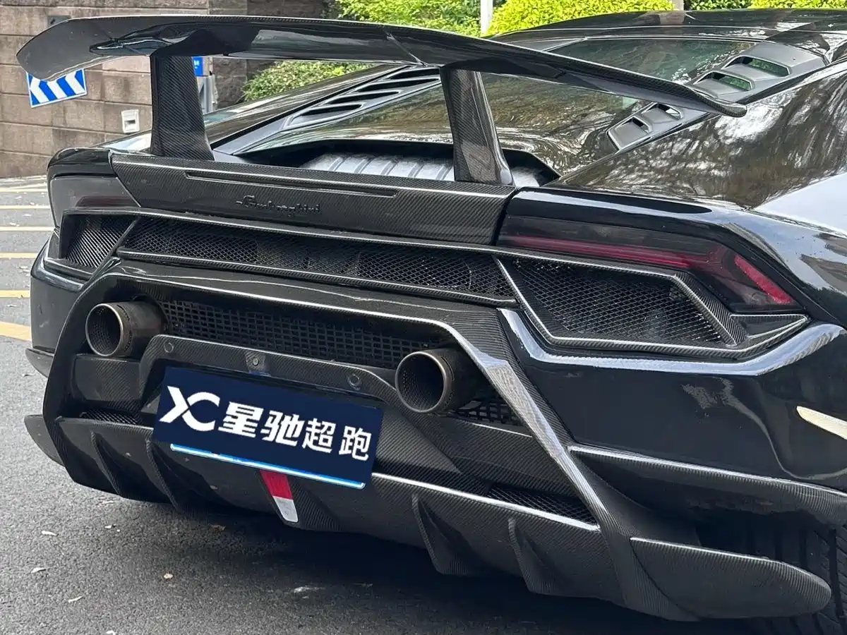 Lamborghini Huracán 2014 LP 610-4 фото 4