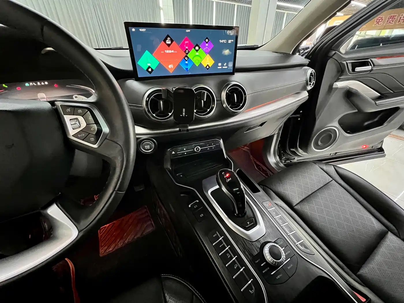 WEI PAI WEI BRAND VV6