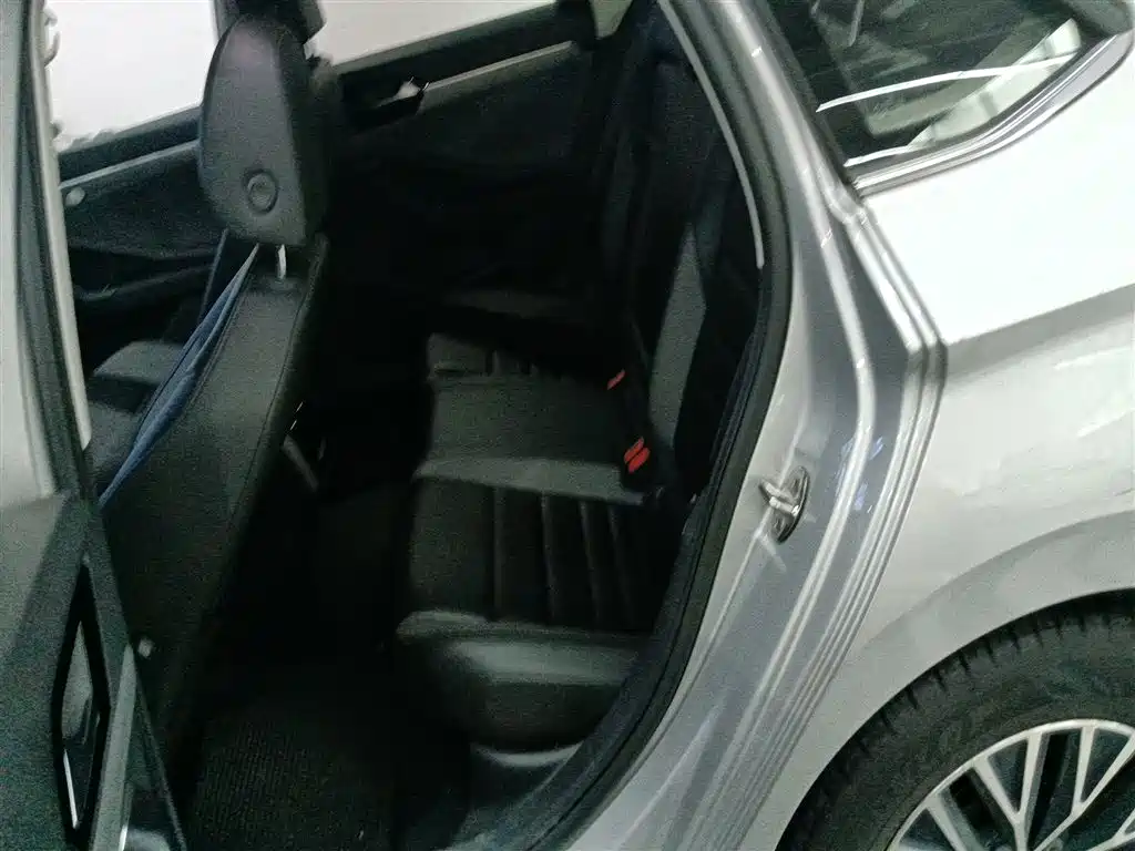 Volkswagen Sagitar 2019 280TSI DSG Comfort Edition China VI фото 17