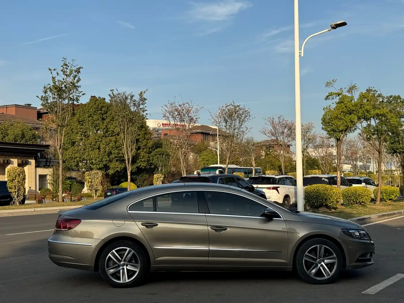 Volkswagen FAW-Volkswagen CC 2016 Model 1.8TSI Premium фото 14
