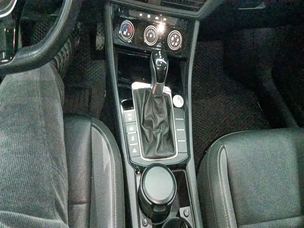 Volkswagen Sagitar 2019 280TSI DSG Comfort Edition China VI фото 14