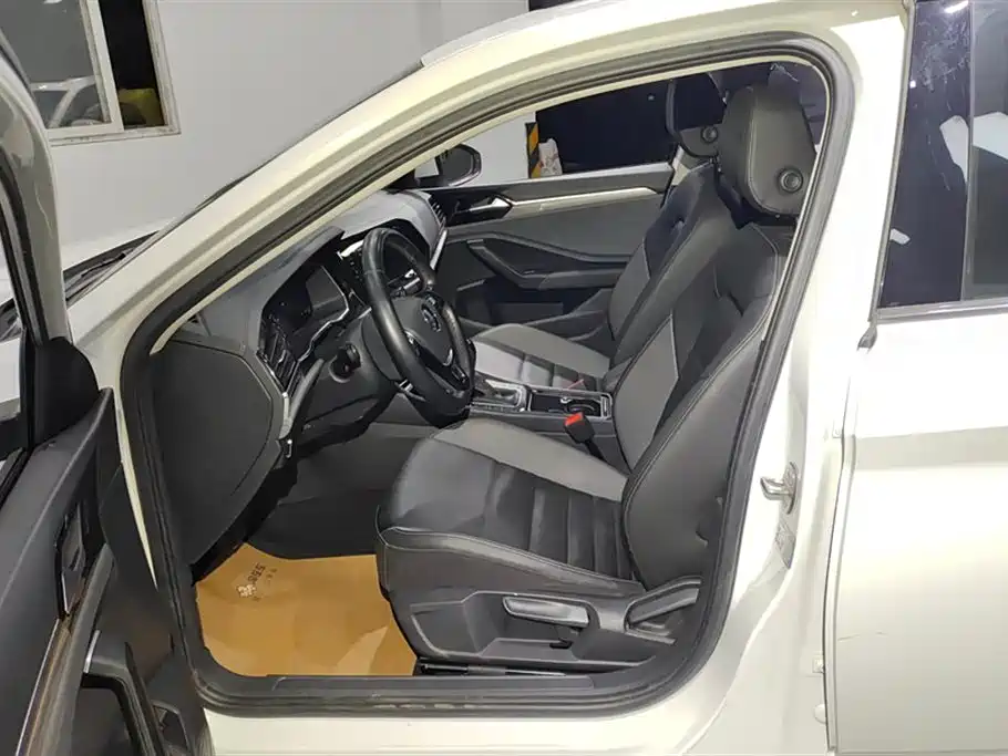 Volkswagen Sagitar 2021 200TSI DSG Comfort Smart Edition фото 9