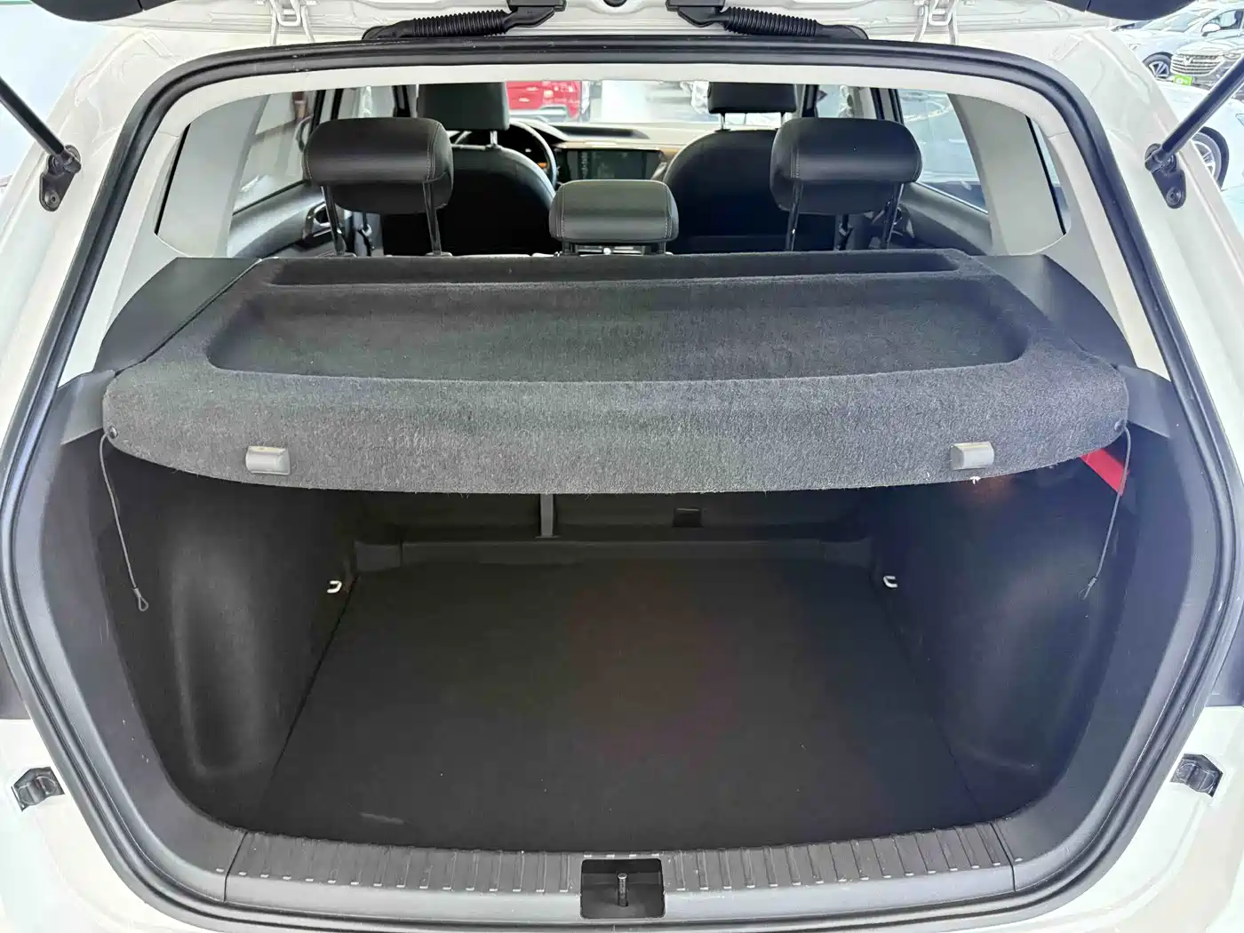 Volkswagen Tharu 2022 280TSI 2WD Comfort фото 12