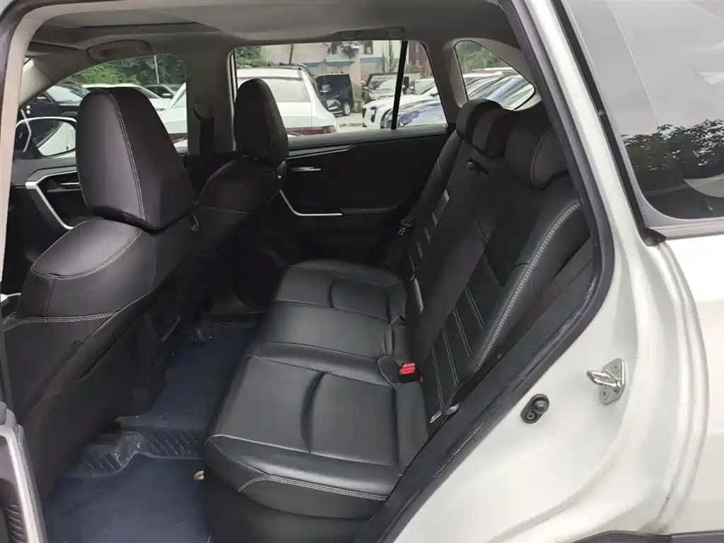 Toyota RAV4 Rongfang 2021 Facelift Hybrid 2.5L E-CVT 4WD Elite PLUS фото 17