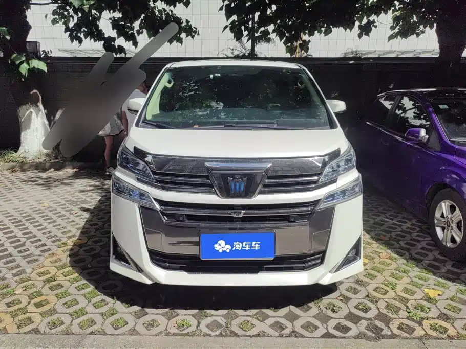 Toyota Vellfire 2021 Crown Hybrid 2.5L HV Premium Edition фото 2