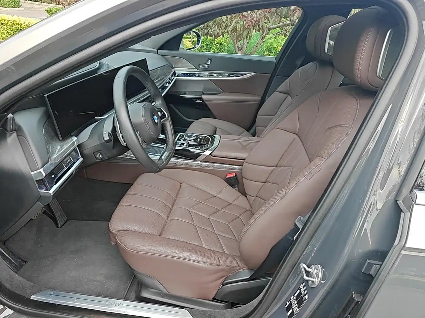 BMW 7 Series 2023 Model 740Li Premium Luxury Package фото 7