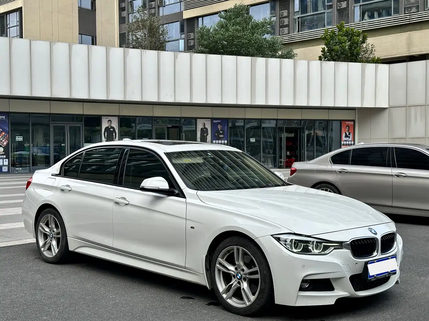 BMW 3 Series 2019 320Li M Luxury Package фото 3