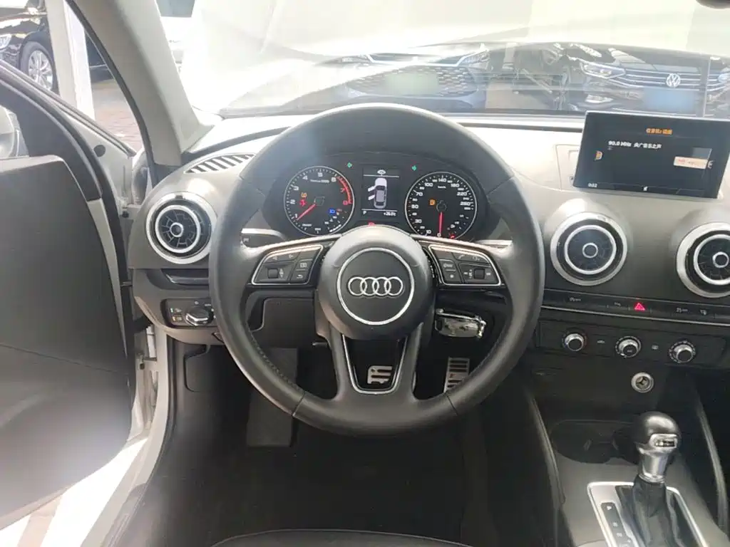 Фото 11 - Audi A3