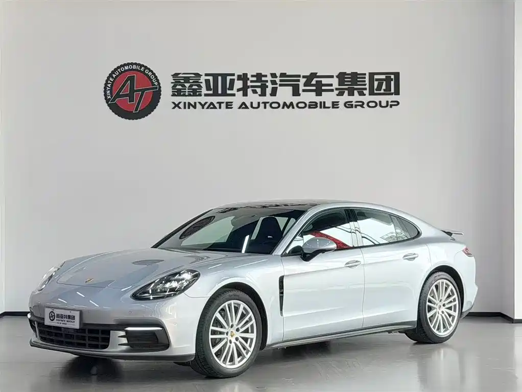 Porsche Panamera 2017 Panamera 3.0T фото 2