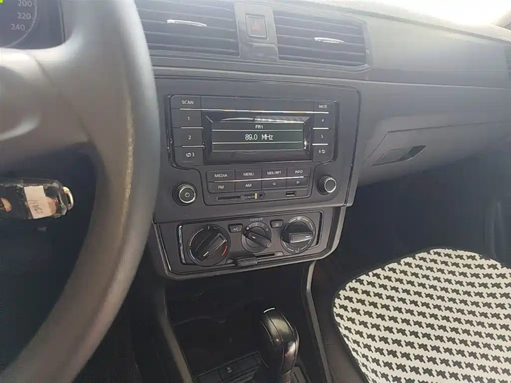Volkswagen Santana 2019 1.5L Auto Trend Edition China VI фото 13